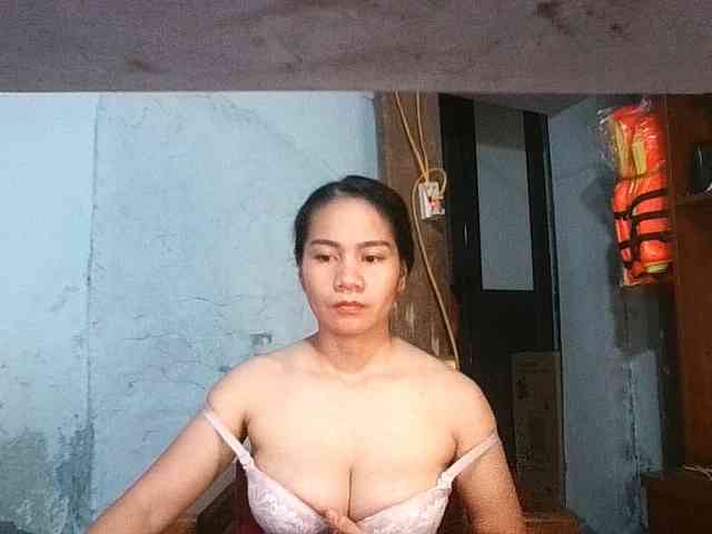 EllaShow93 webcam