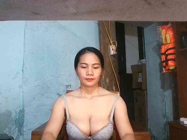 EllaShow93