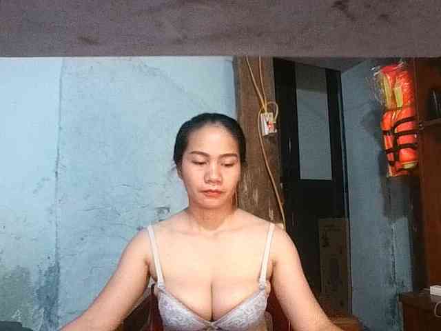 EllaShow93