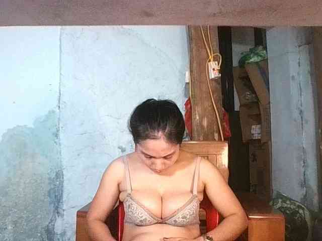 EllaShow93