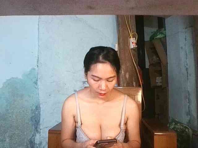 EllaShow93