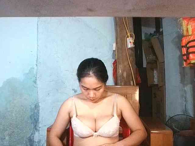 EllaShow93