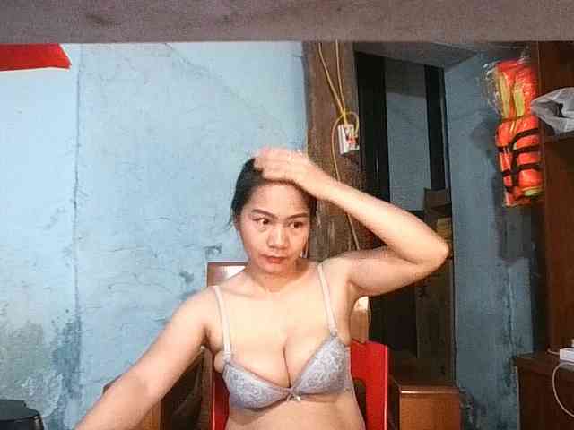 EllaShow93