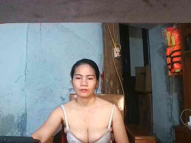 EllaShow93 webcam