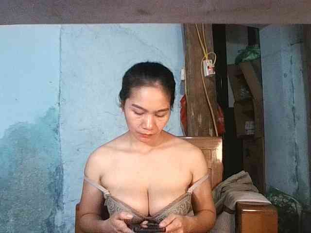 EllaShow93