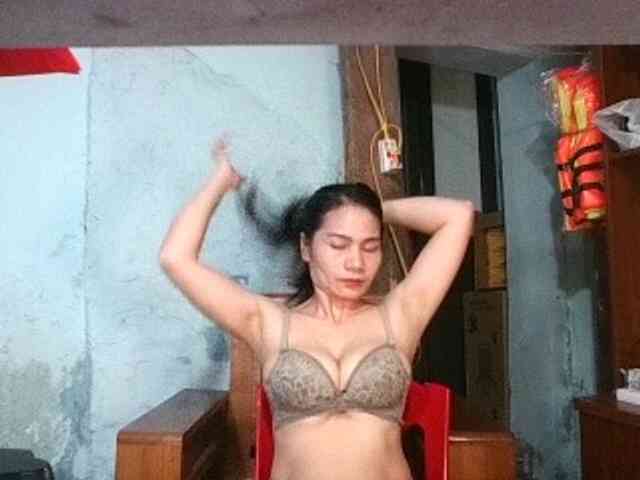 EllaShow93
