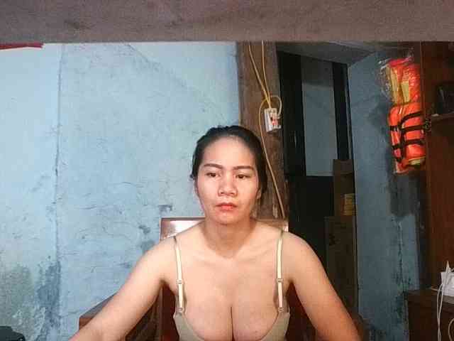 EllaShow93 webcam