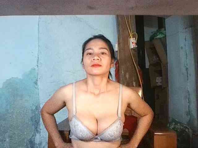 EllaShow93