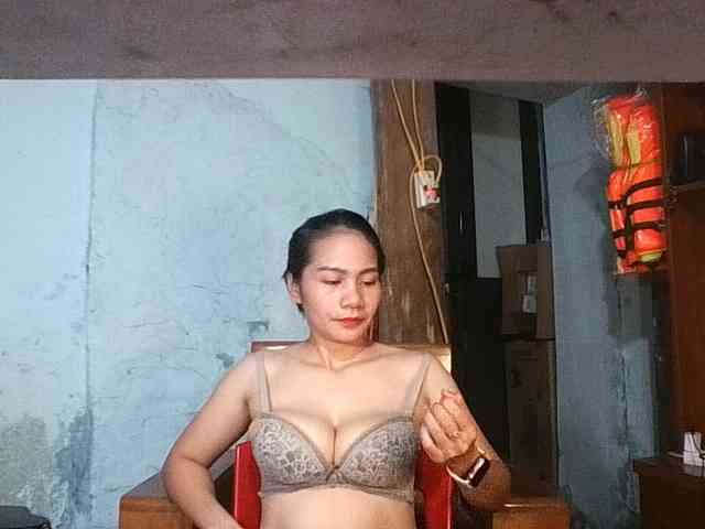 EllaShow93