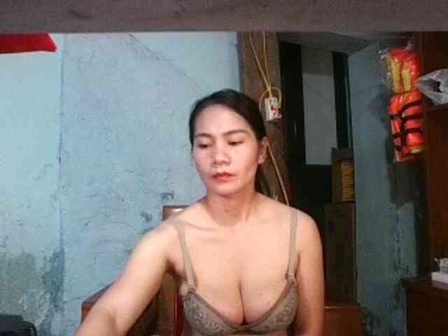 EllaShow93