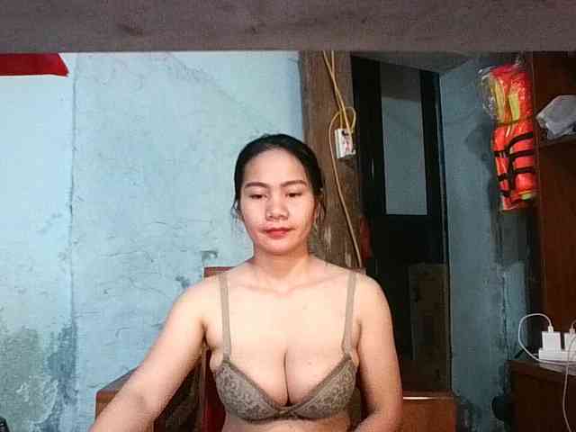 EllaShow93