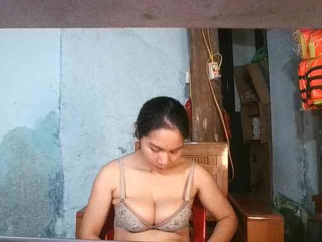 EllaShow93