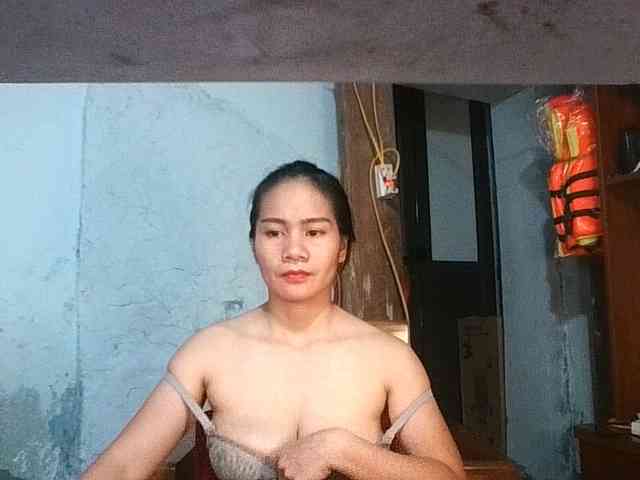 EllaShow93 webcam