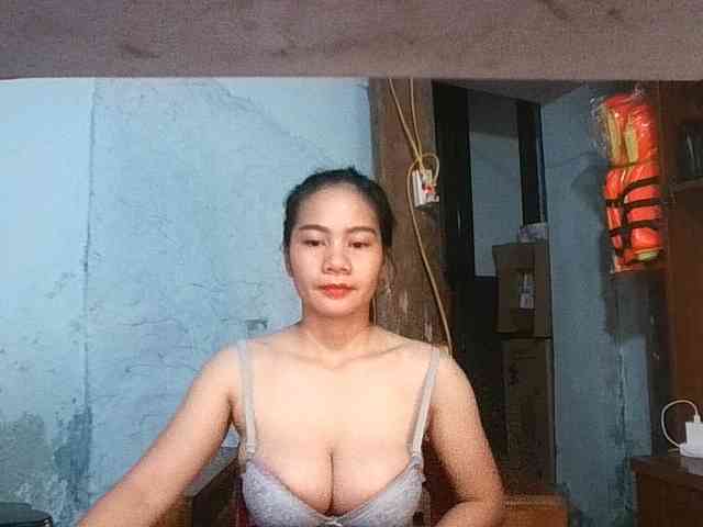EllaShow93 webcam