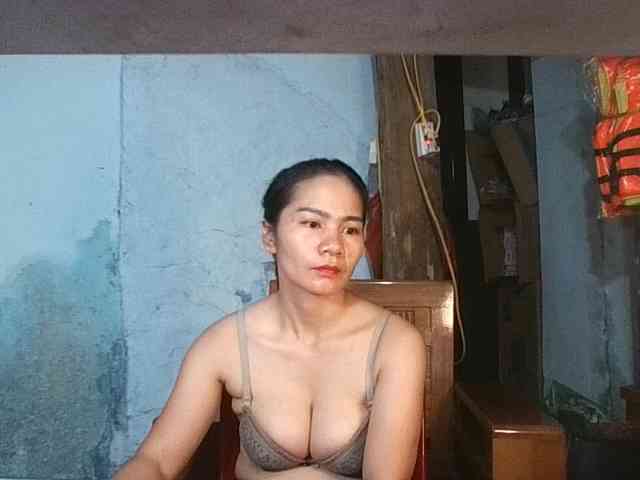 EllaShow93 webcam