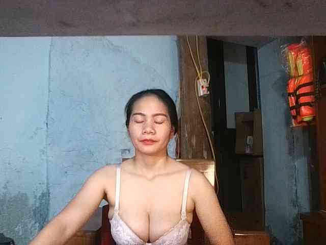 EllaShow93