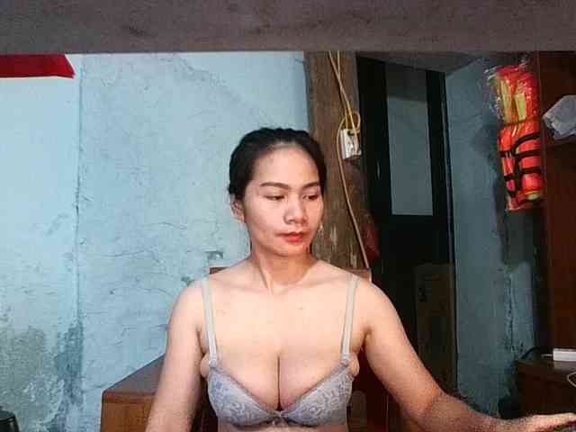 EllaShow93