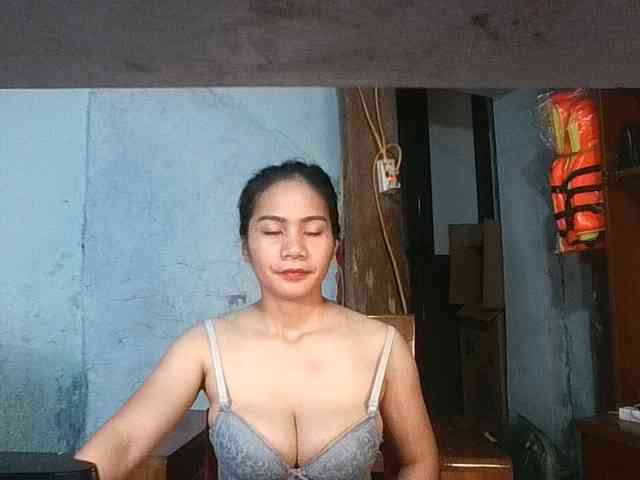 EllaShow93