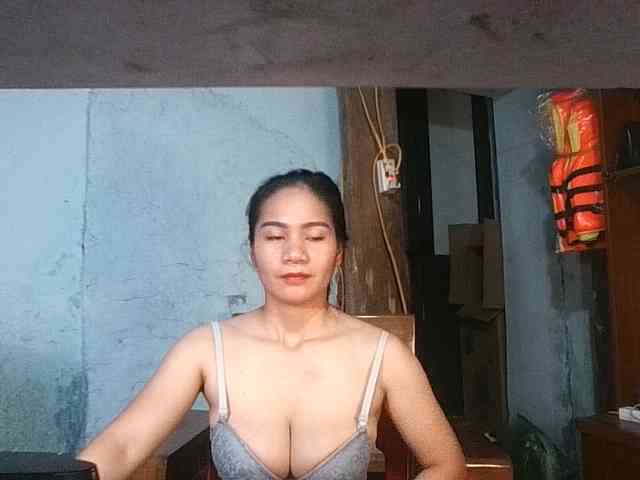 EllaShow93