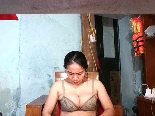 EllaShow93