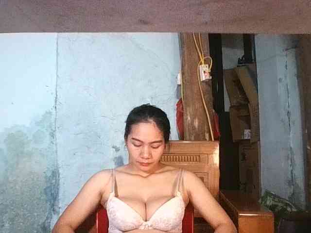 EllaShow93