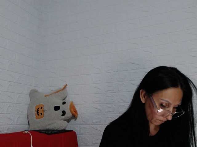 Brunetasexy1 live cam on BongaCams
