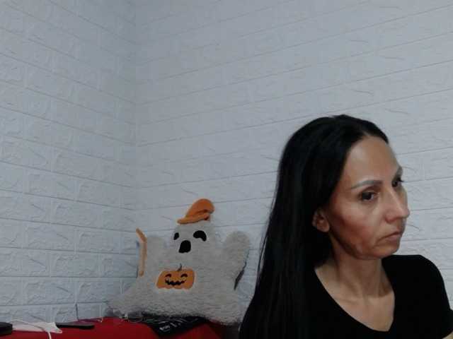 Brunetasexy1 live cam on BongaCams