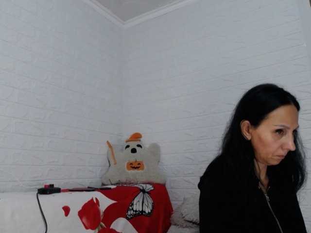 Brunetasexy1 live cam preview