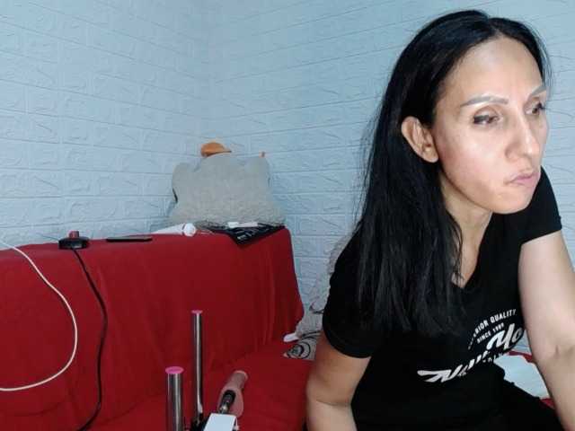 Brunetasexy1 live cam on BongaCams