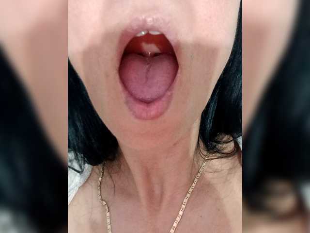 Brunetasexy1's BongaCams show and profile