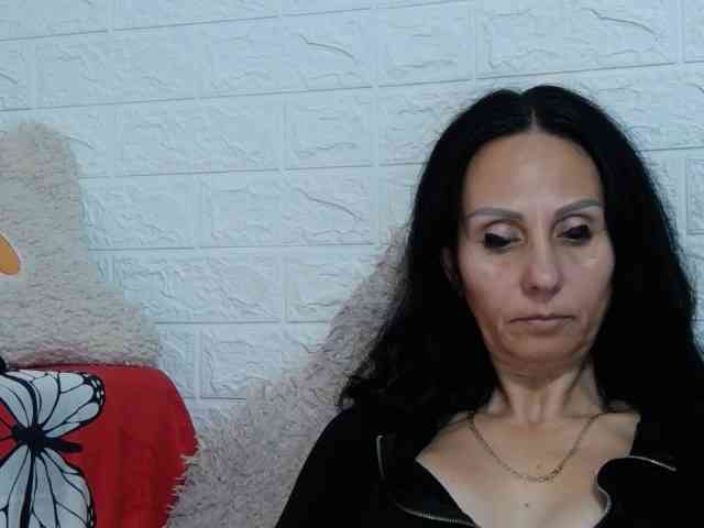 Brunetasexy1 Brunetasexy1