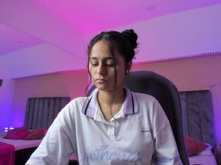 Giselle-Roldan Porn Show