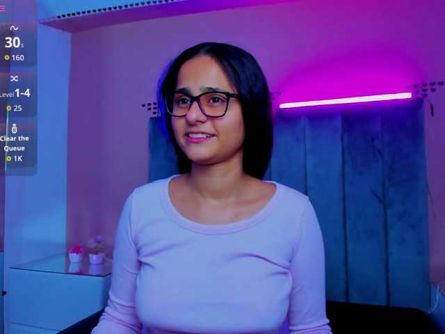 Giselle-Roldan live cam on BongaCams