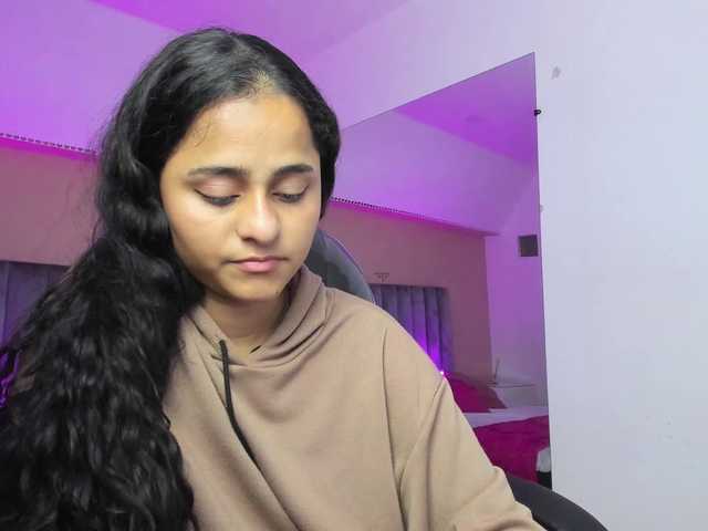 Giselle-Roldan live cam on BongaCams
