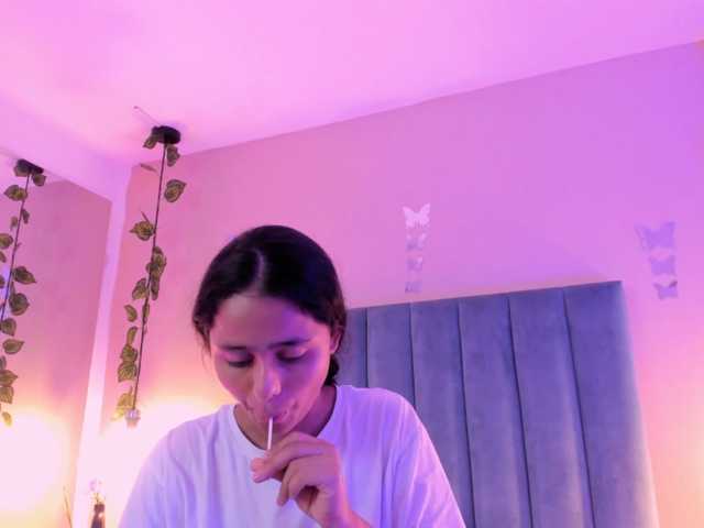 Giselle-Roldan live cam on BongaCams