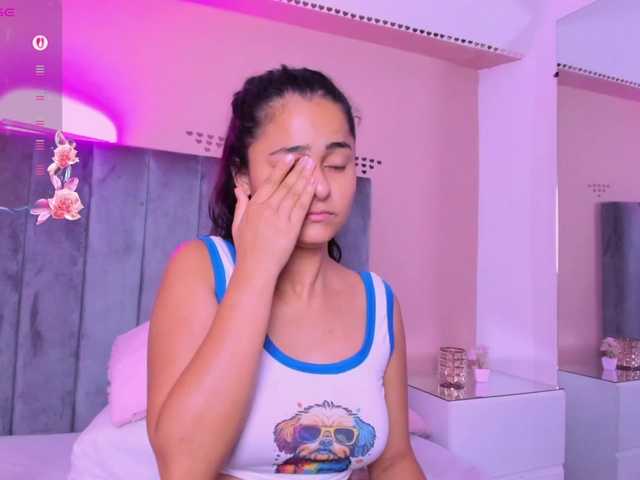 Giselle-Roldan live cam on BongaCams
