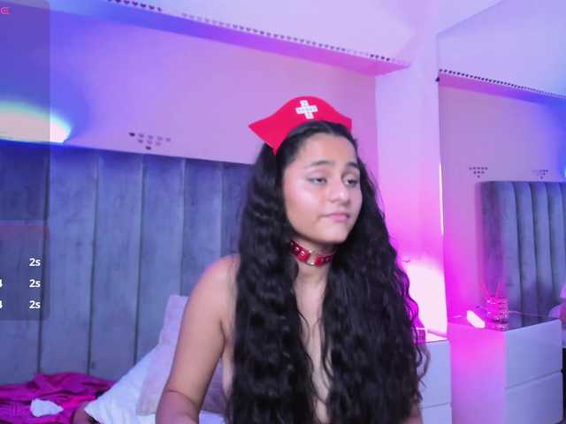 Giselle-Roldan live cam on BongaCams