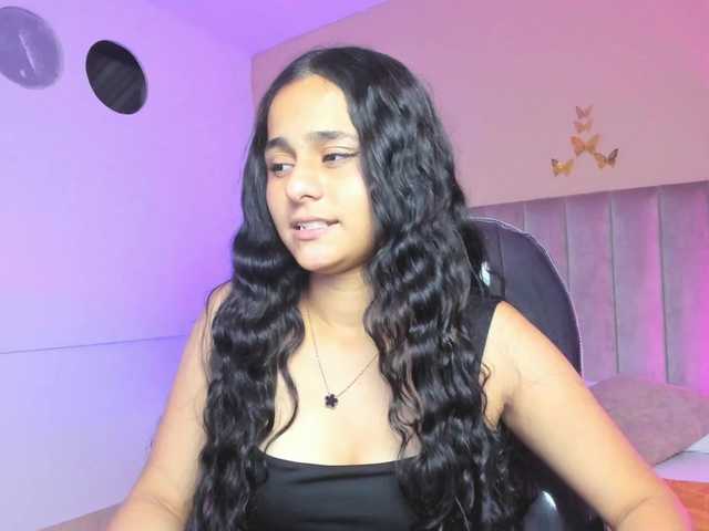 Giselle-Roldan's BongaCams show and profile