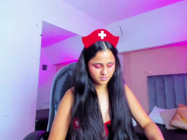 Giselle-Roldan live cam on BongaCams