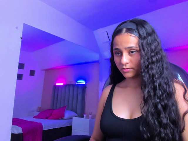 Giselle-Roldan live webcam show