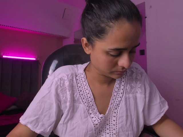 Giselle-Roldan live cam on BongaCams