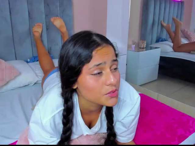 Giselle-Roldan live cam on BongaCams