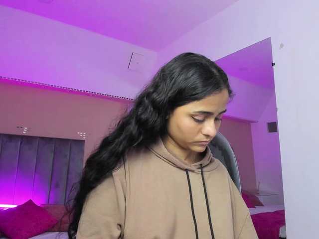 Giselle-Roldan live cam on BongaCams