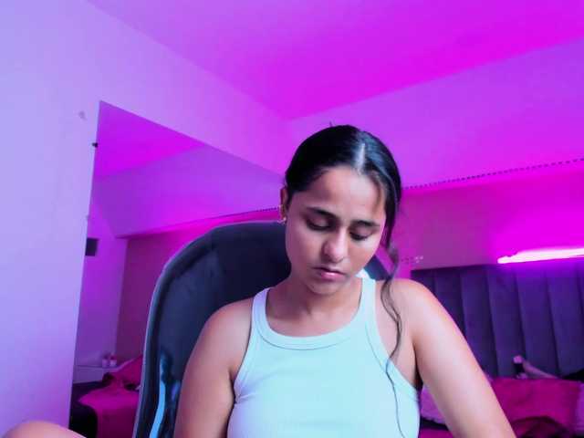 Giselle-Roldan live cam on BongaCams