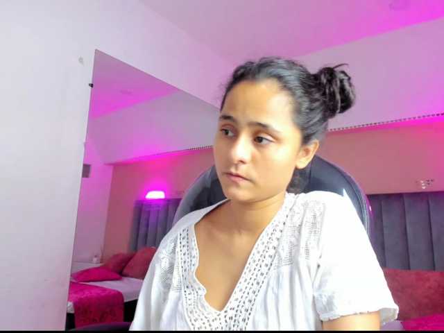 Giselle-Roldan live cam on BongaCams