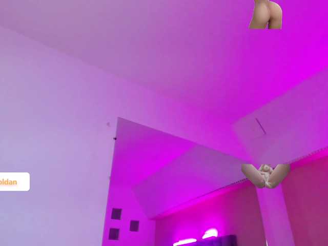 Giselle-Roldan live cam on BongaCams