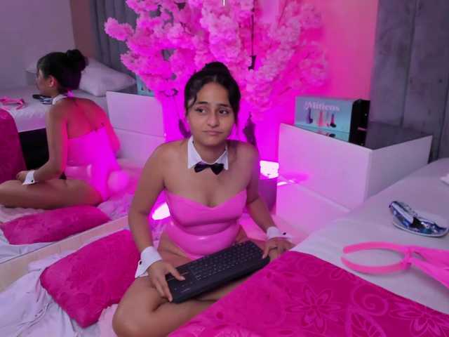 Giselle-Roldan live cam on BongaCams