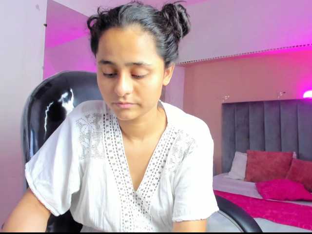 Giselle-Roldan live cam on BongaCams