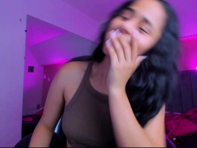 Giselle-Roldan live cam on BongaCams