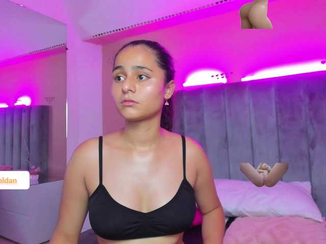 Giselle-Roldan live cam on BongaCams